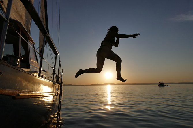 Maori Rock Carvings - Taupo Sailing Adventures - Kindred Spirit - Safety and Accessibility Considerations
