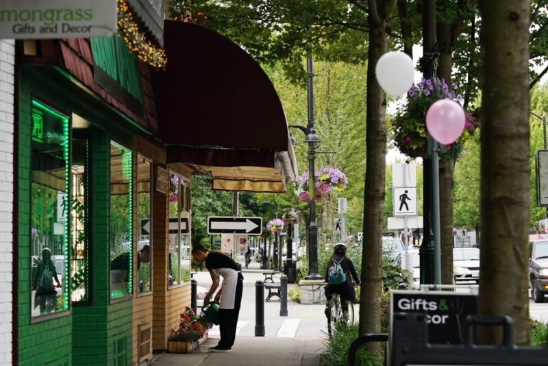 Maple Ridge: City Highlights Private Tour - Cheese Experience and Pumpkin Patch