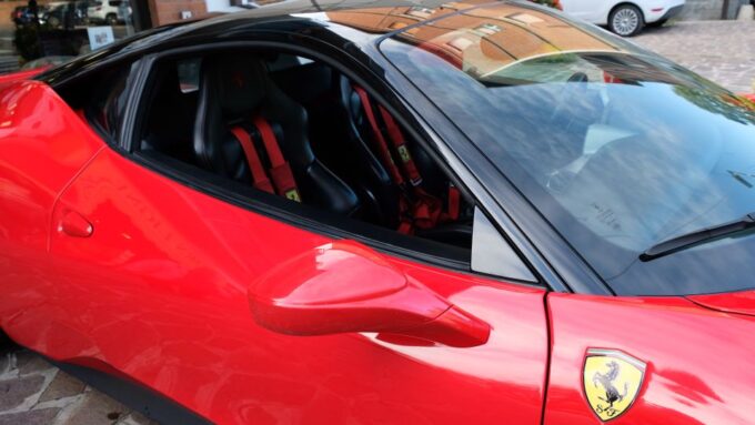 Maranello: Test Drive Ferrari 458 - Customer Feedback: Exceptional Reviews