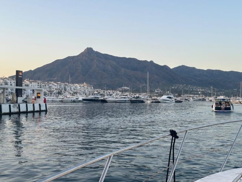 Marbella: 4-Hour Luxury Yacht Excursion Along the Marbella Coastline - Meeting Point