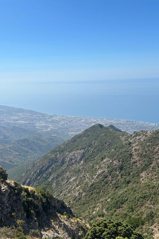 Marbella Mountain Hike - Inclusions