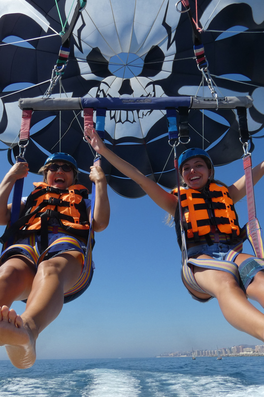 Marbella: Parasailing Flight From Puerto Banus - Clothing Recommendations