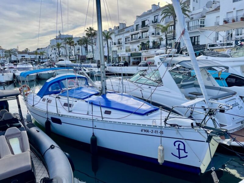 Marbella: Private Sailing Cruise at Puerto Banús With Drinks - Inclusions