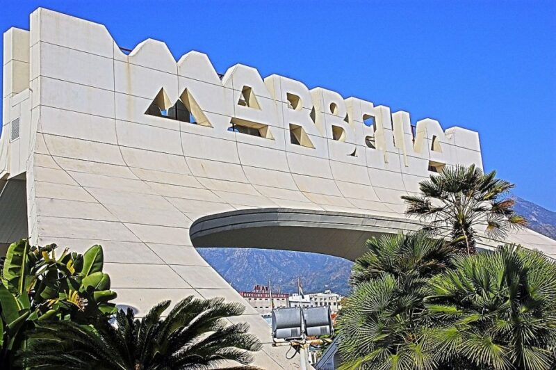 Marbella: Private Walking Tour - Availability