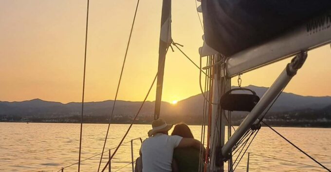 Marbella: Sunset Sailboat Trip Drinks-Snacks,2 Hour - Frequently Asked Questions