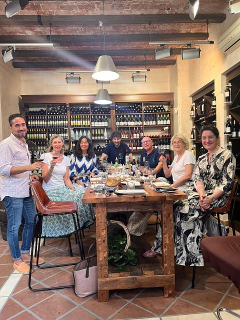 Marbella - Wine, Olive Oil & Tapas Tasting - Charming Streets of Marbella
