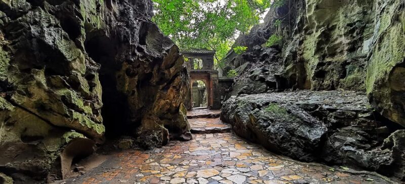 Marble- & Monkey Mountains With Cruise Trip on Han River - Highlights and Attractions