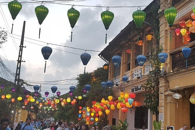 Marble Mountain - Hoi An Ancient City - Sampan Boat Ride- Colourful Night Market - Sampan Boat Ride Experience