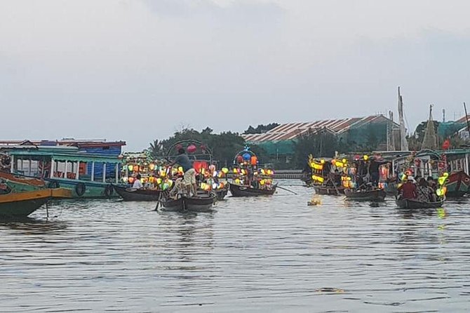 Marble Mountain - Hoi An Ancient City - Sampan Boat Ride- Colourful Night Market - Exploring the Night Market