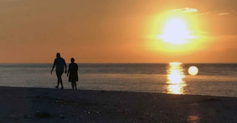 Marco Island: Sunset Boat Tour - Why This Tour Works