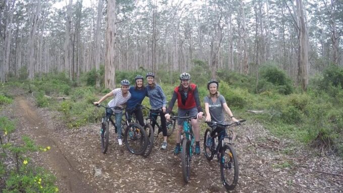Margaret River: Mountain Biking, Kayaking & Wine-Tasting - Discovering Blackwood River
