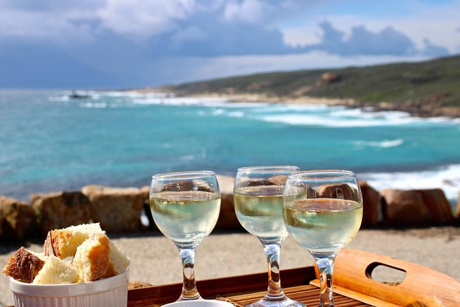 Margaret River Wine and Sights Discovery Tour From Busselton or Dunsborough - Iconic Landmarks and Wildlife