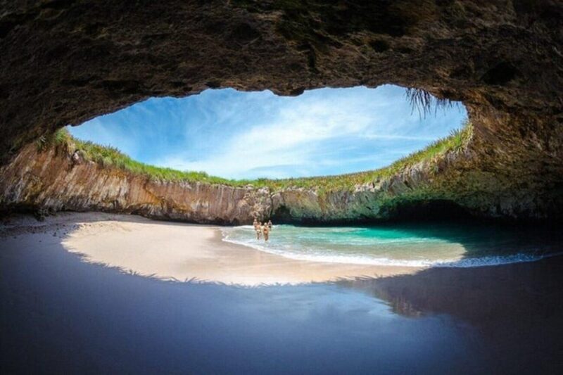 Marieta Islands: Full-Day Tour With Meals and Open Bar - Inclusions