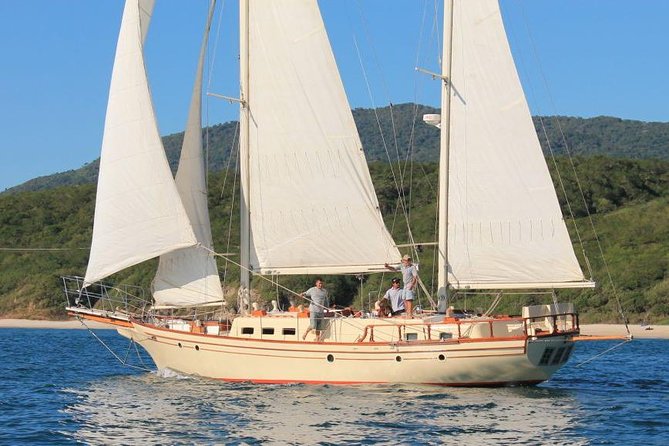 Marietas Sail, Snorkel and Beach - Meeting Details