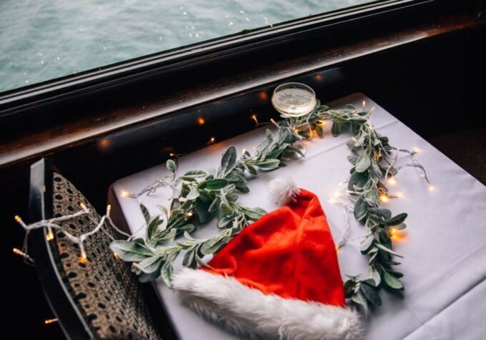 Marina Del Rey: Christmas Eve Buffet Brunch or Dinner Cruise - Booking Information