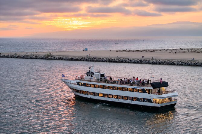 Marina Del Rey Christmas Eve Buffet Dinner Cruise - Meeting and Departure
