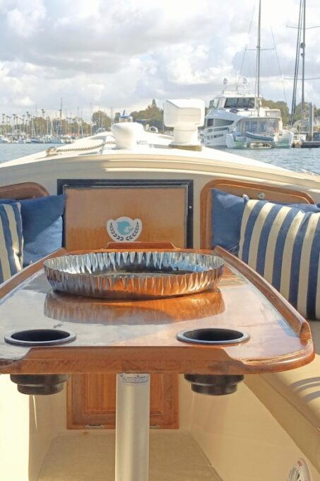 Marina Del Rey: Luxury Boat Cruise With Cheese & Charcuterie - Itinerary and Key Sites