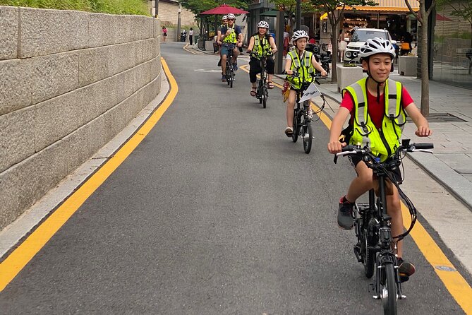 Market Food Tour & Evening E-bike Ride in Seoul - Meeting and End Point
