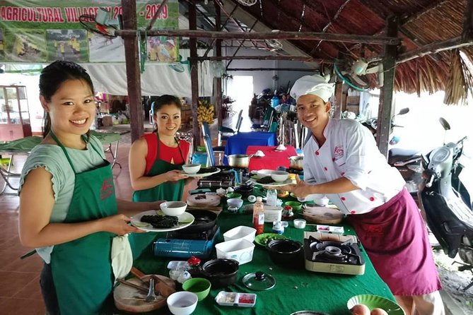 Market to Farm to Table Cooking Class in Saigon - Pickup and Meeting Information
