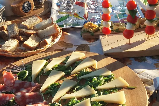 Market Tour & Traditional Tuscan Cooking Class in a Garden - Meeting Point and Logistics