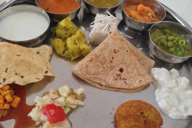 Market Visit and Cooking Class in Pune - Nutritious and Flavorful Dishes