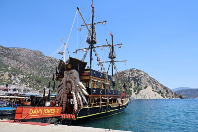 Marmaris: Pirate Boat Trip With Meal and Drinks - Customer Ratings and Feedback