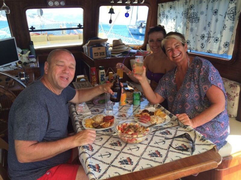 Marmaris: Private Boat Cruise With Lunch - Convenience and Accessibility