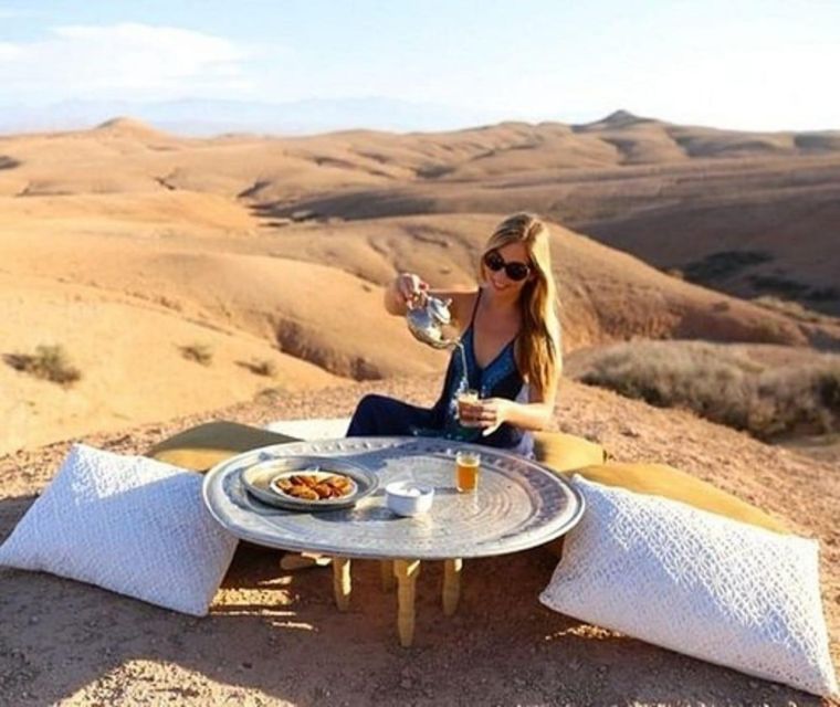 Marrakech: Agafay Trip, With Dinner and Show/Camel Rides - Key Points