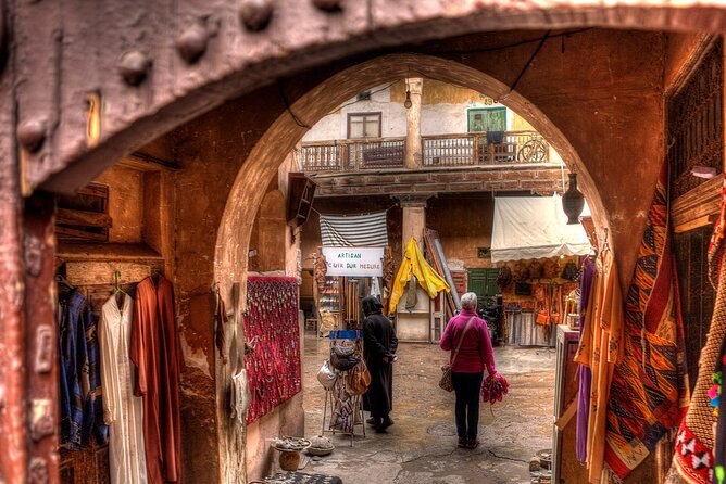 Marrakech Arts & Crafts - Haggling and Negotiating in Marrakech Markets