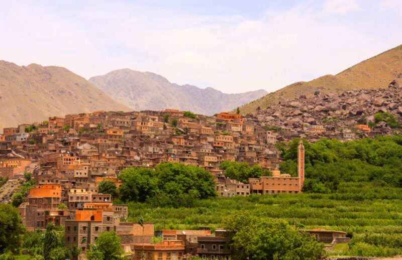 Marrakech: Atlas Mountains, Agafay Desert, Waterfall & Lunch - Lunch in Imlil Village