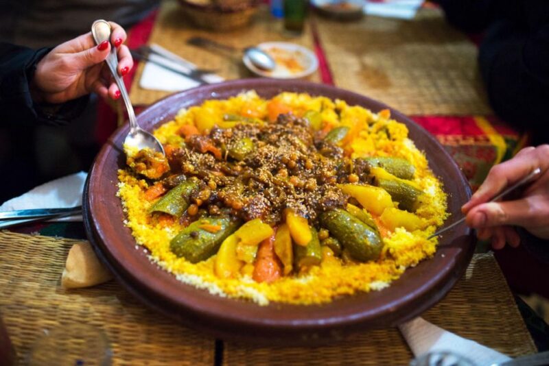 Marrakech: Authentic Moroccan Food Tour With Dinner - Sampling Moroccan Staples