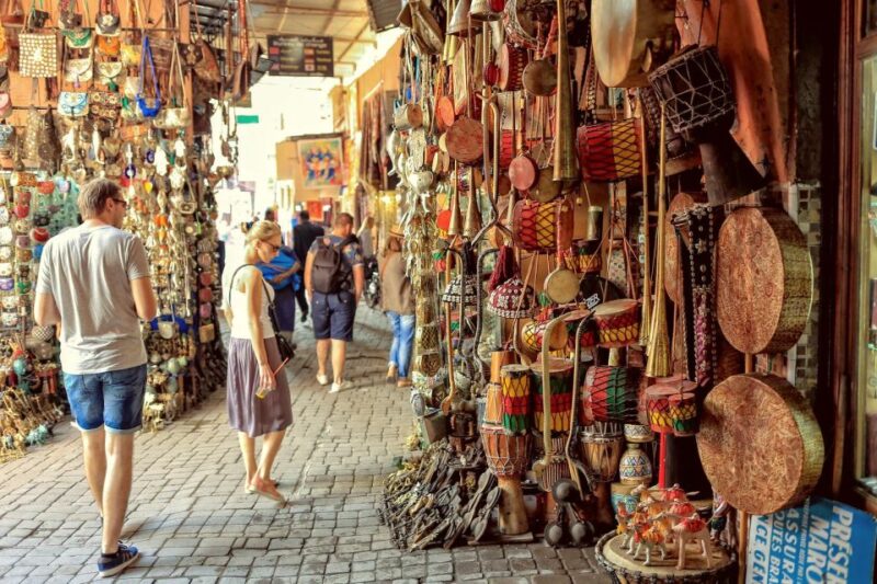 Marrakech Discovery: Monuments, Market & Medina Walking Tour - Key Points