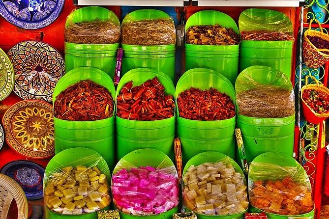 Marrakech: Exclusive Private Shopping Adventure in the Souks - Savoring Moroccan Hospitality