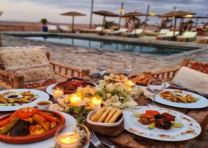 Marrakech: Highlights Agafay Desert Sunset Dinner & Show - Age Restrictions