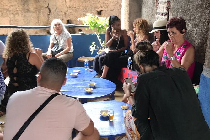 Marrakech Medina Tour and Moroccan Cosmetic Workshop - Accessibility
