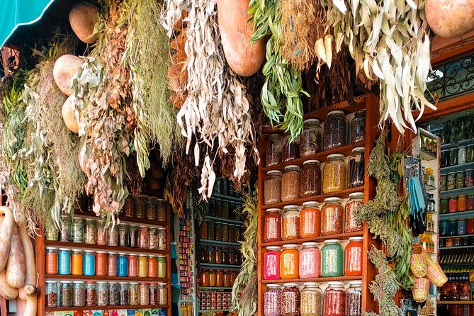 Marrakech Private Shopping in Berbers Souks - Old Market - Accessibility