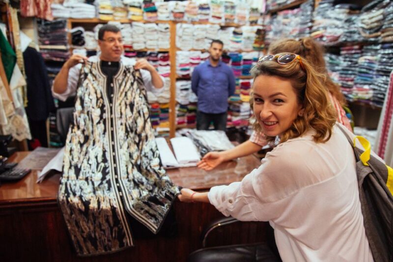 Marrakech: Private Souks Tour With Tea and Traditional Snack - Key Points