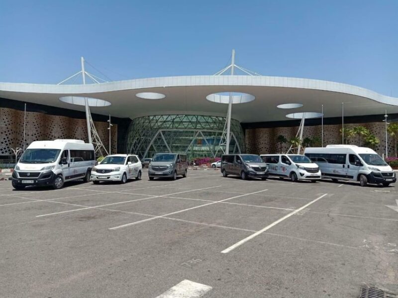 Marrakech: Private Transfer to or From Marrakech Airport RAK - Pickup and Meeting Details
