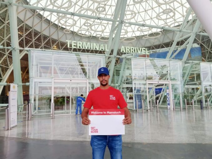 Marrakech: Private Transfer to or From Marrakech Airport RAK - Multilingual and Professional Drivers
