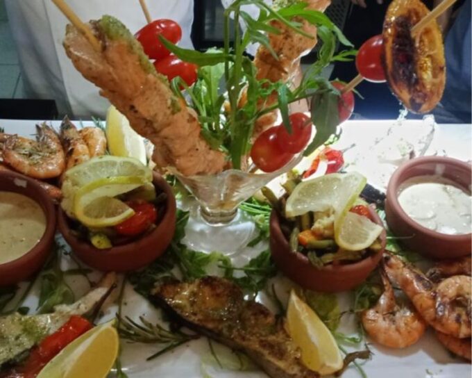 Marrakech: Restaurant Dinner Experience With Hotel Pickup - Frequently Asked Questions