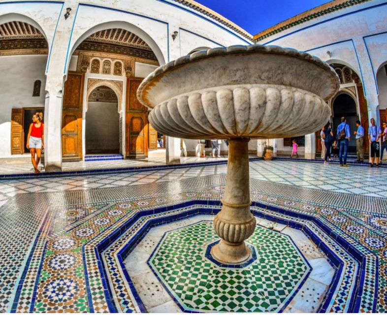 Marrakech Tuktuk+Guide+Bahia Palace+Madrassa+ Souks - Key Points