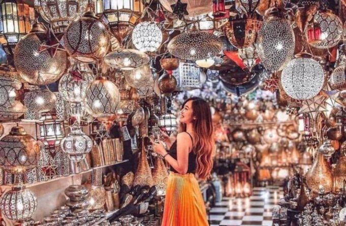 Marrakechs Colorful Souks: Dive Into a Shopping Wonderland - Navigating the Labyrinth