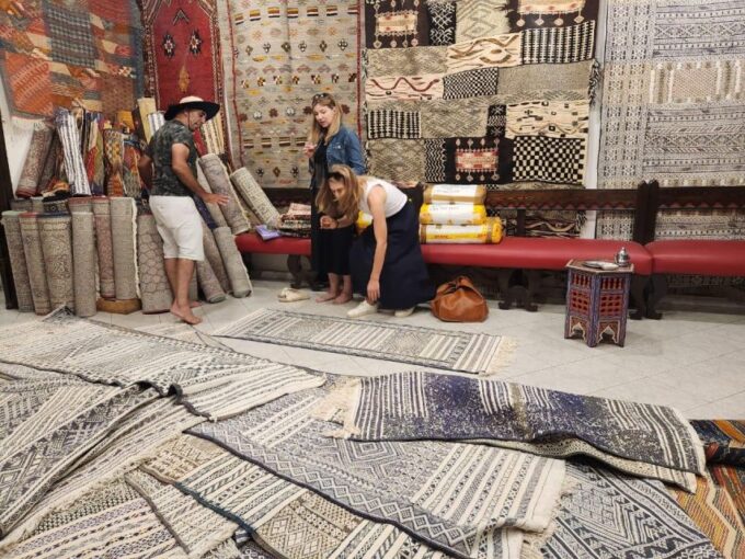 Marrakechs Colorful Souks: Dive Into a Shopping Wonderland - Responsible Shopping