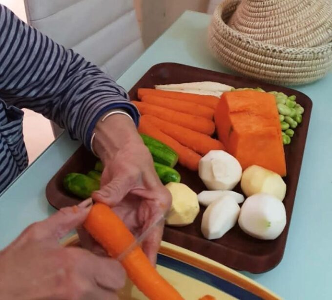 Marrakesh: Home Hosted Couscous Cooking Workshop and Lunch - Socializing and Teamwork