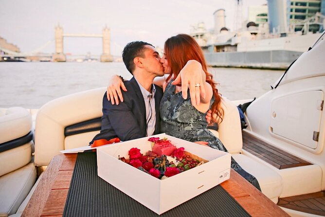 Marriage Proposal on Private Yacht - Meeting and Departure Points