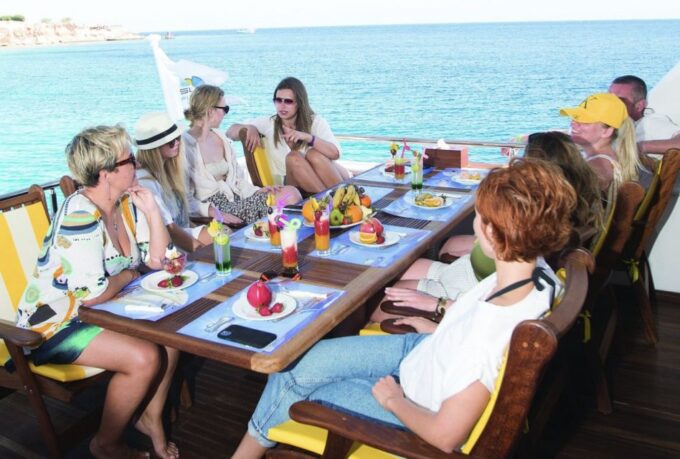 Marsa Alam: Elite Vip Turtle Bay Snorkeling With BBQ Lunch - Pickup and Drop-off Locations