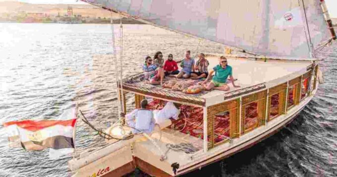 Marsa Alam: Trip to Luxor and Valley of the Kings With Lunch - Hotel Pickup and Drop-off