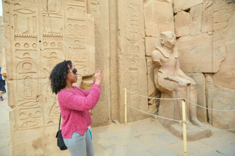Marsa Alam: Valley of the Kings and Luxor Tour With Lunch - Transportation Details