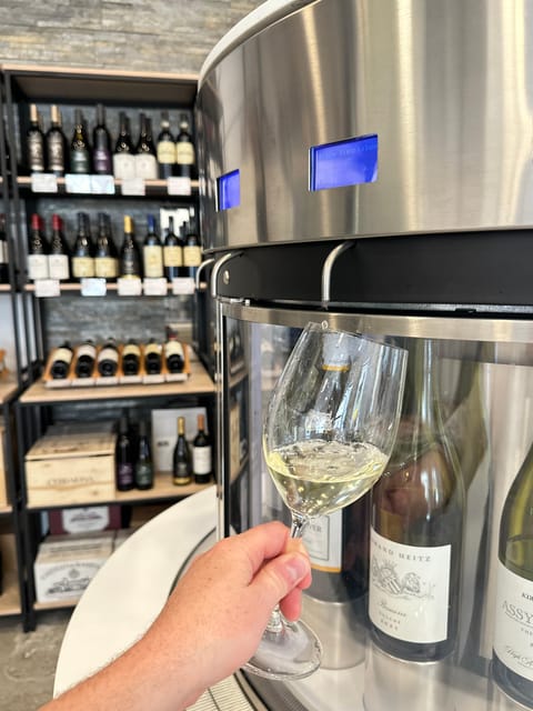 Marseile: Taste the Wines of the South in a Top Wine Shop. - Discover the Wines Tasted