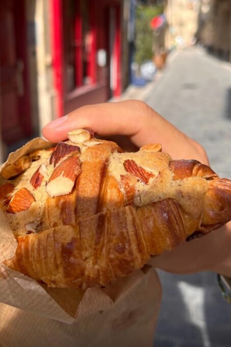 Marseille: Bakeries, Chocolate & Patisseries Food Tour - Navigating the Meeting Point